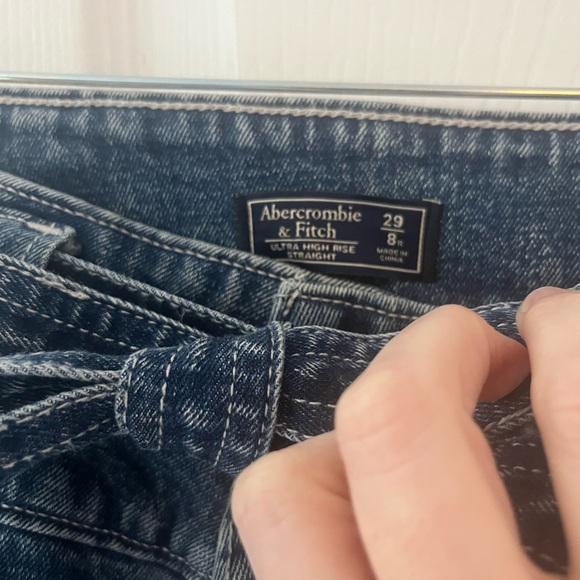 Abercrombie and fitch paper bag jeans - Picture 2 of 2